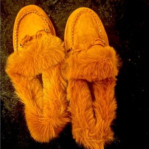 Plush flat Moccasin Shoe
